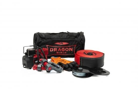 151072ec91529f45390628b8cfcf924d Tas voor off-road accessoires bestaand uit: kleine compressor, boomband 9m, 2x harpsluiting 6 ton 7/8", klapblok / katrol 8 ton en handschoenen | Van Welpen Onderdelen